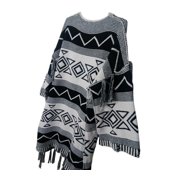 New without tags Pol Aztec Print Fringe Oversized Open Front Long Cardigan SZ S - Picture 11 of 11